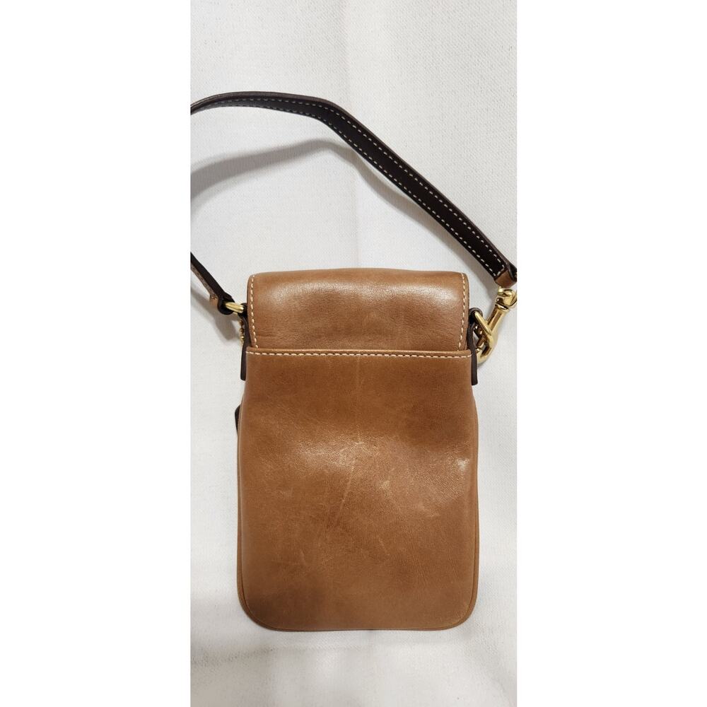 Coach Soho Wristlet Flap Buckle Camel Leather mini Pouch Wallet - Picture 4 of 7